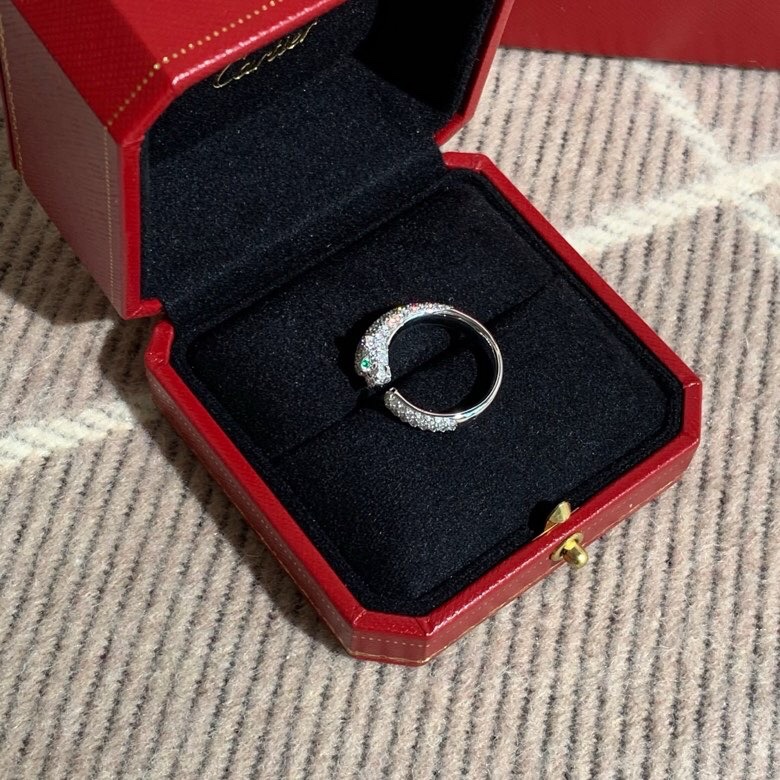 Cartier卡地亞豹子窄版白金滿鑽戒指53號，頭尾鑲鑽，2020購入-3