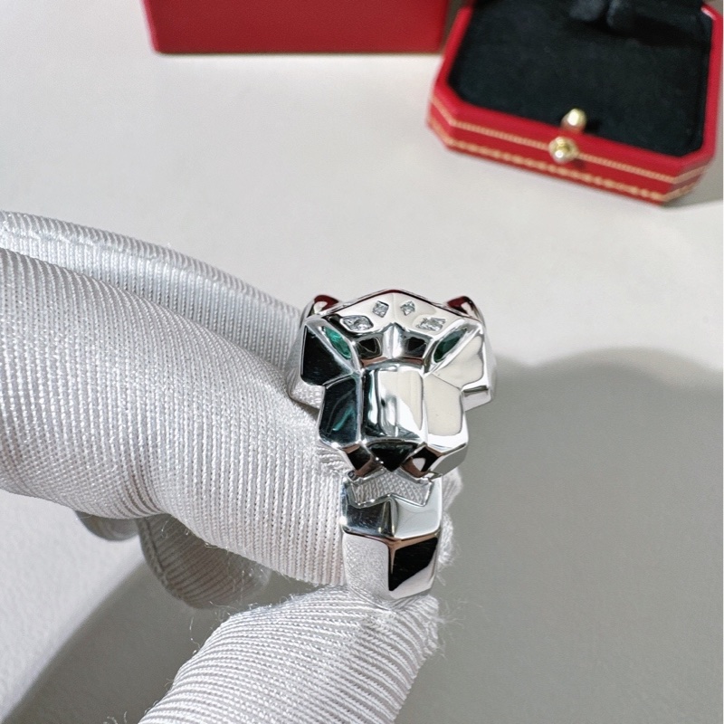 Cartier 卡地亞 panthers 獵豹戒指，腦袋滿天星喔，停產絕版了，尺寸 54 號，2006 年購入-7