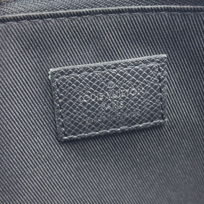 黑色 Taiga牛皮 Slim Briefcase NV 公事包【LOUIS VUITTON LV 路易威登】 M30978-6