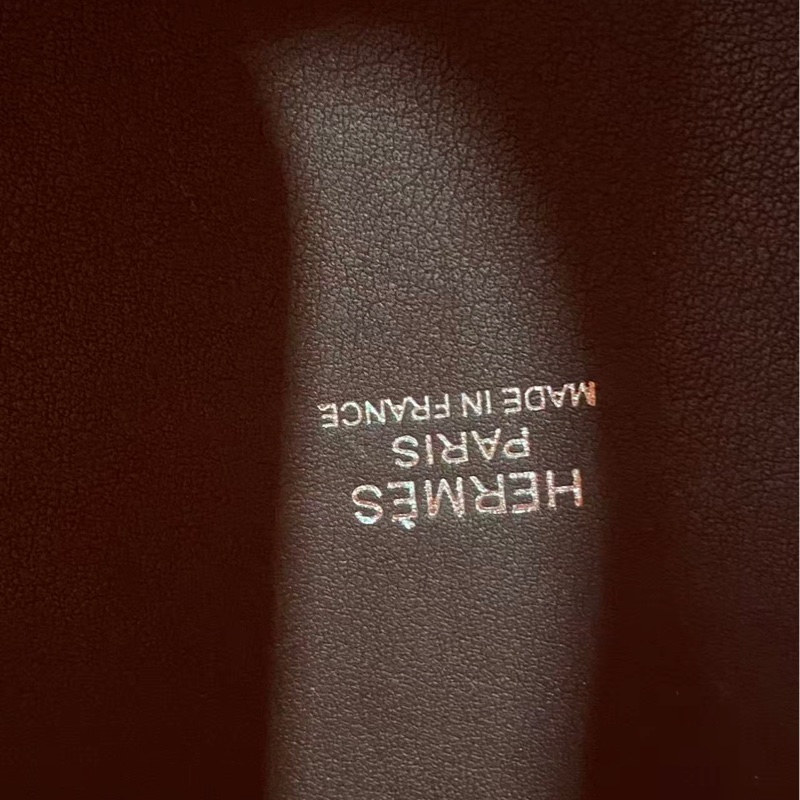 Hermes cargo 水桶德克薩斯粉拼馬鞍紅菜籃子 銀扣 U刻 ，邊角有輕微泛黑，底部有輕微划痕，內里有輕微存放痕跡-11