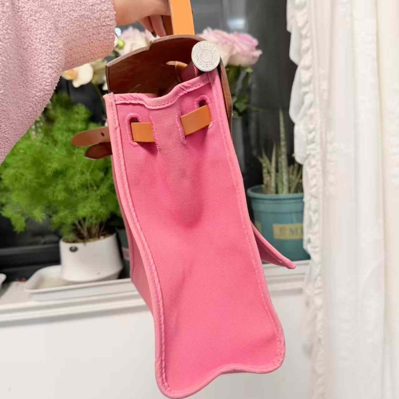 【罕見獨特顏色💖可少女可淑女✨】Hermes愛馬仕 herbag 31櫻花粉手提包 框刻-4