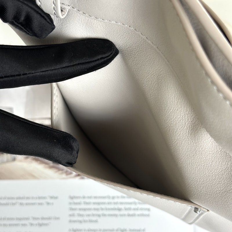 LOEWE Panta flamenco福袋包 - 中號灰-8