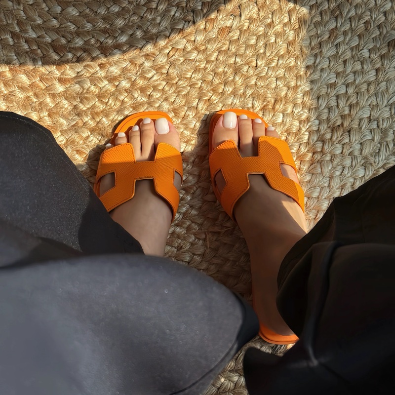 【超級大撿漏❗️黃金37碼🤩】Hermes愛馬仕亮橙色漆皮Oran H拖鞋 37碼 橘色-1