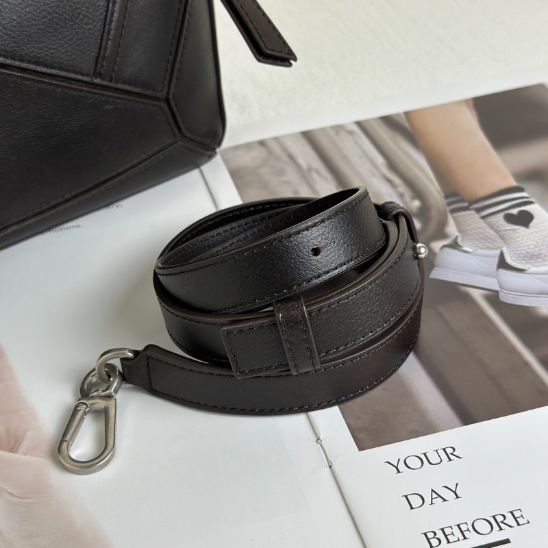 LOEWE Panta pazzle - 小號深咖啡-11