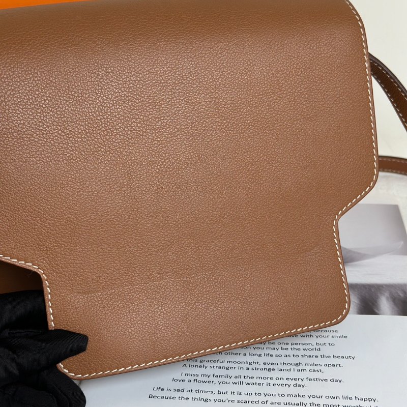 HERMES Roulis 23 - 金棕金 Z-5