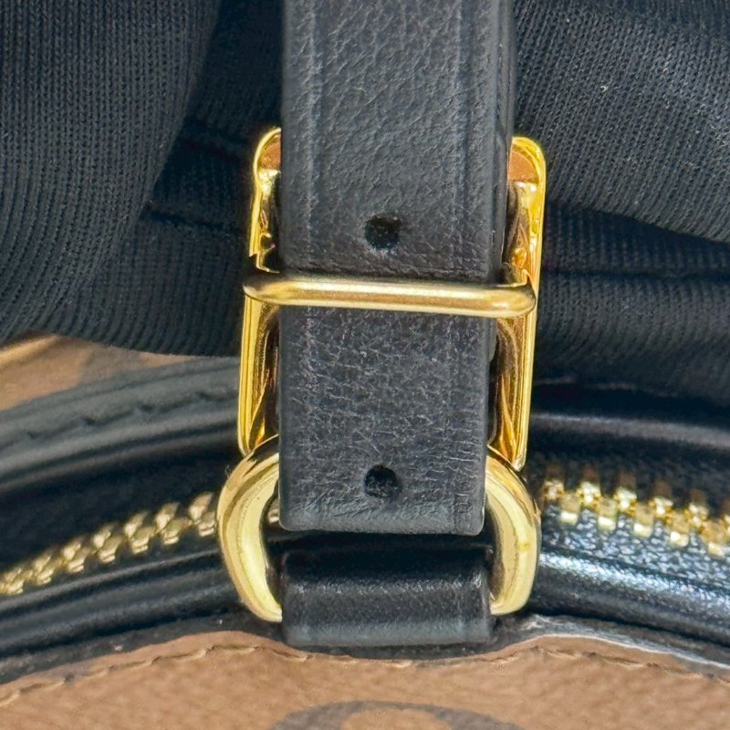 LV 小圓餅盒包（晶片款）-10