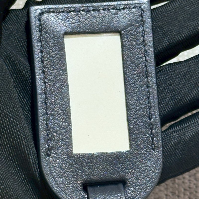 LV 小圓餅盒包（晶片款）-20