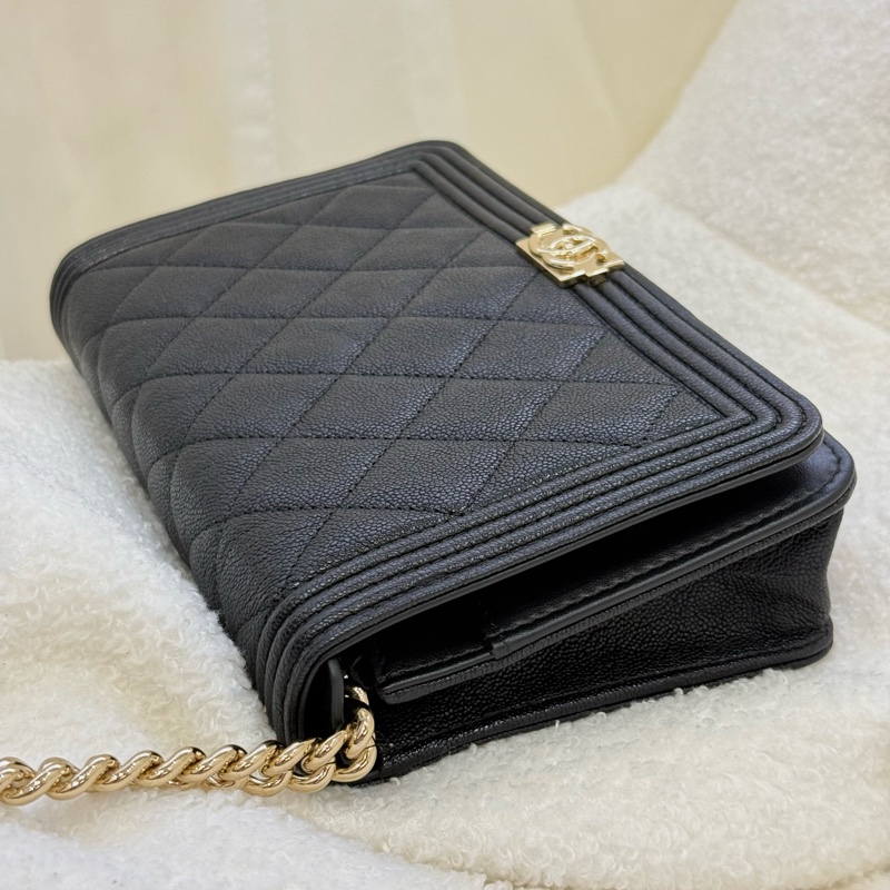 （國外購證全配）全新閒置Chanel boy woc 黑荔枝皮-1