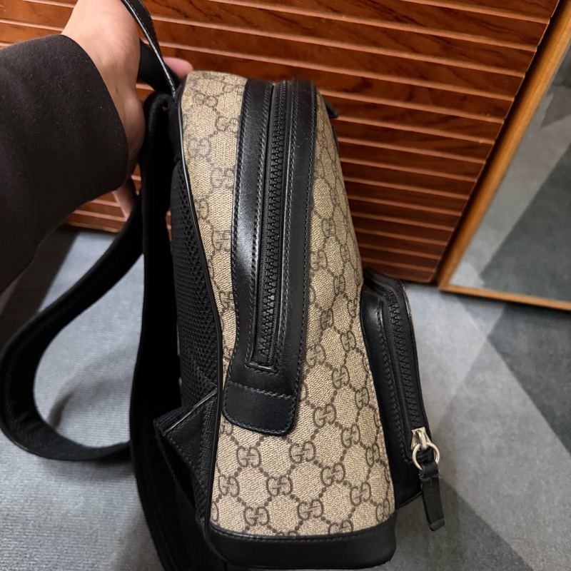 Gucci Supreme 經典雙G印花拼接輕便後背包-3