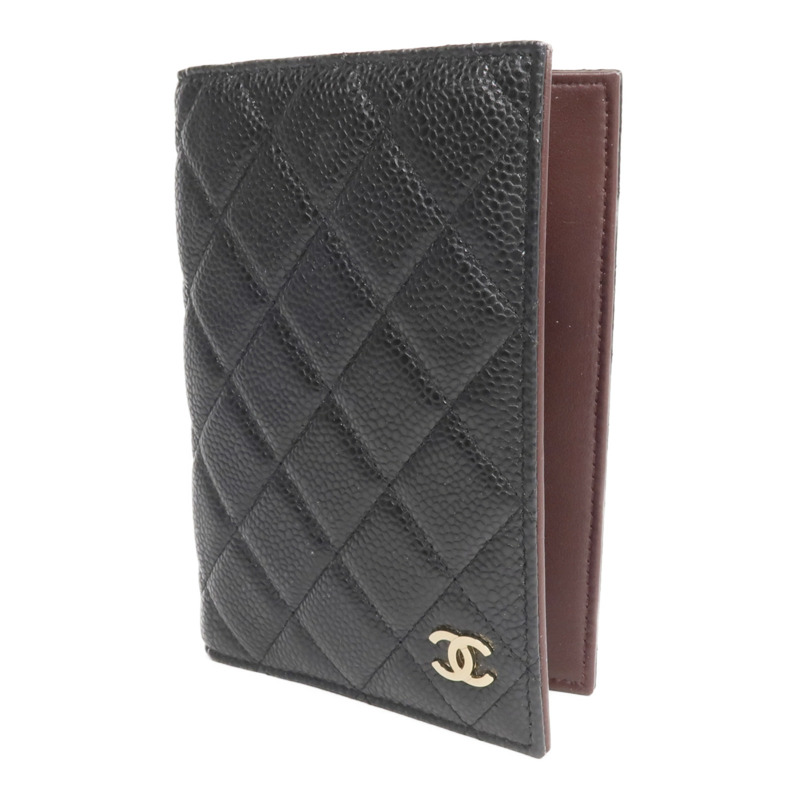 CHANEL 牛皮皮革Passport Holder金扣護照套-2