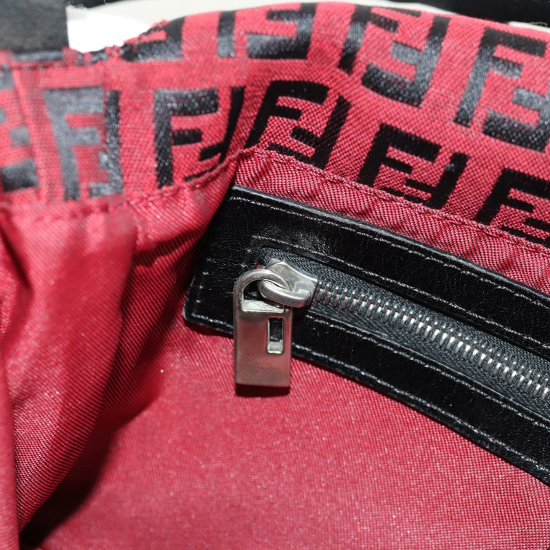 【日本直送】FENDI Zucchino帆布Mamma Baguette單肩包 紅色銀色 正品 150613V-24