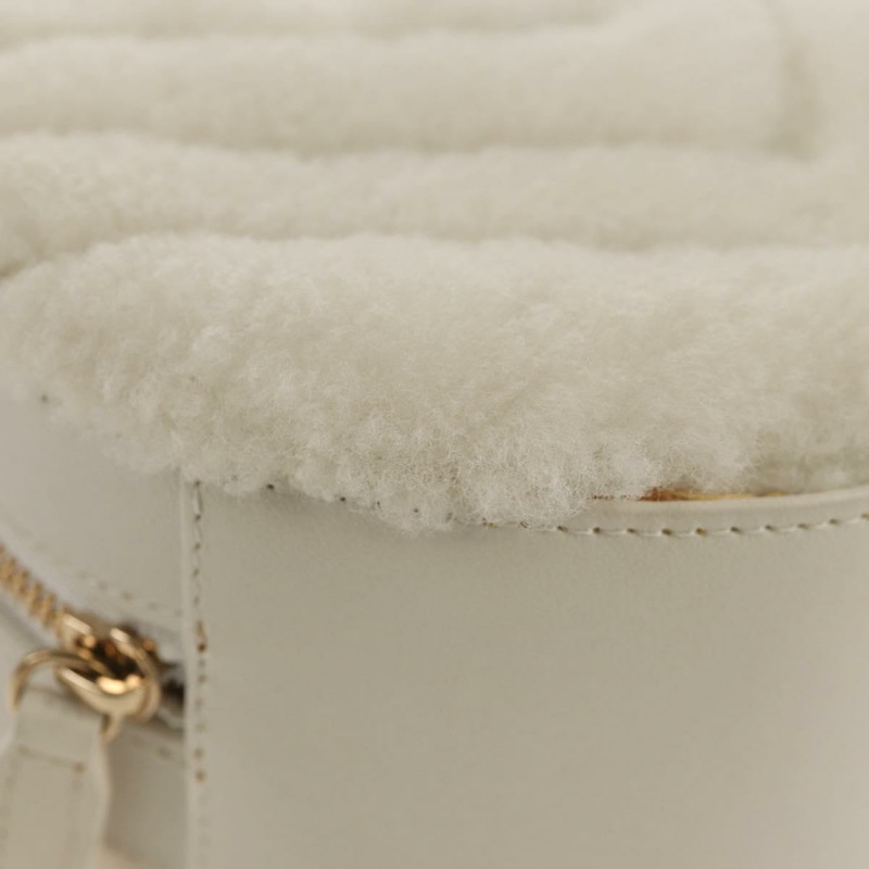 【日本直送】香奈兒 V 字縫線鏈條肩背包,羊毛白,金色雙 C 標誌,貨號 148461AM-10