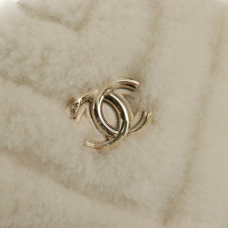 【日本直送】香奈兒 V 字縫線鏈條肩背包,羊毛白,金色雙 C 標誌,貨號 148461AM-14