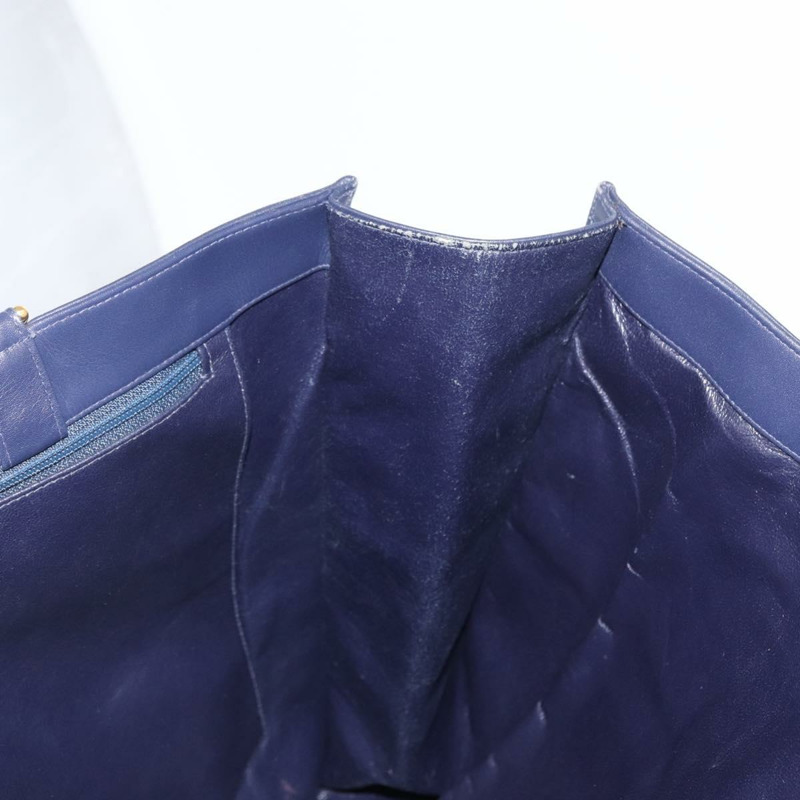 【日本直送】香奈兒鏈條手提包，皮革材質，海軍藍金色雙C標誌，正品編號157556V-17