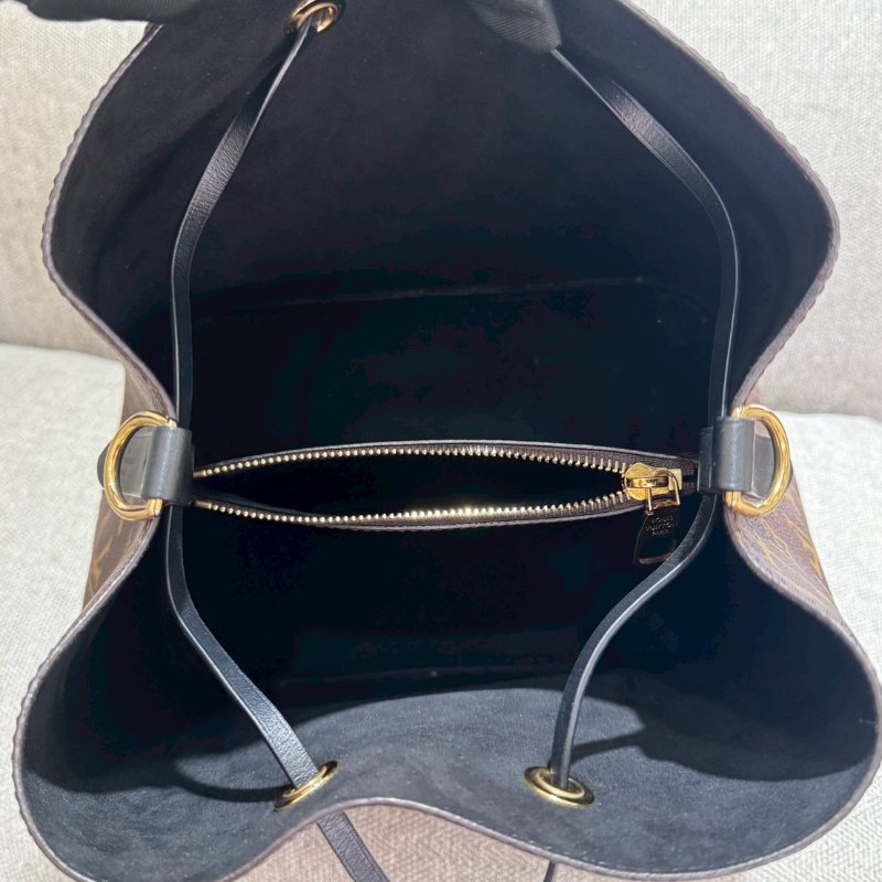 Louis Vuitton Neo Noe MM-24