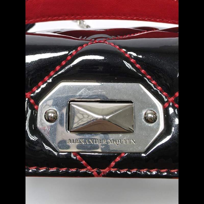 Alexander McQueen - Box 16-17