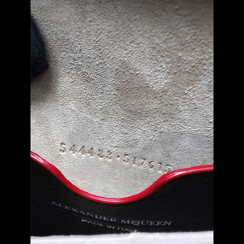 Alexander McQueen - Box 16-19