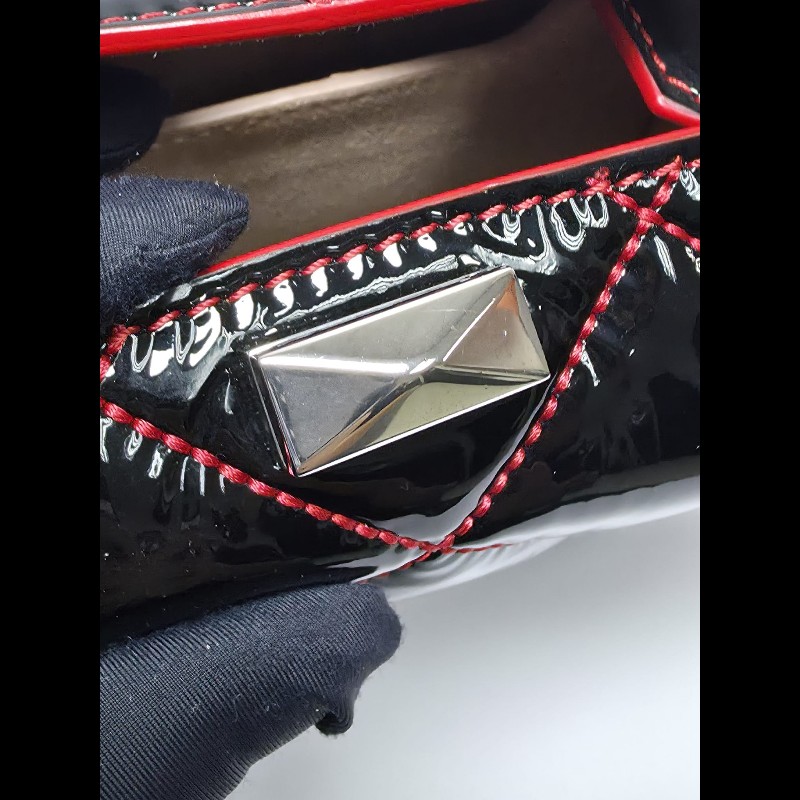 Alexander McQueen - Box 16-25