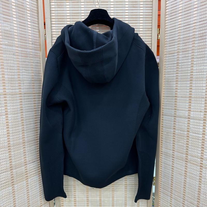 Prada普拉達Linea rossa紅標修身科技外套 L碼-1