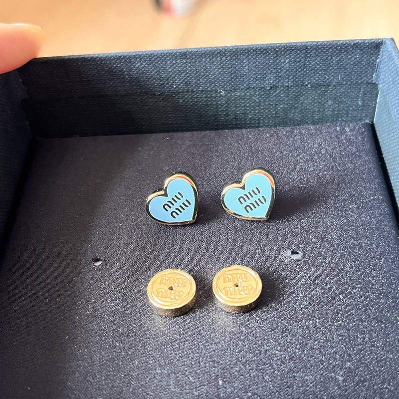 Miu Miu日本限定💙罕有Baby Blue粉藍心形耳環-5