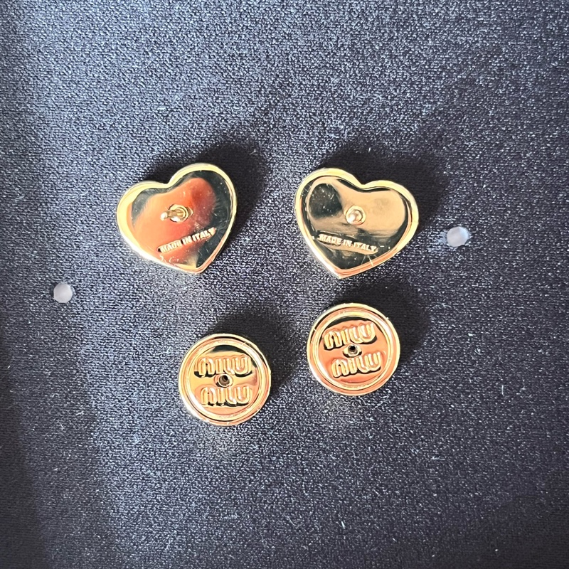 Miu Miu日本限定💙罕有Baby Blue粉藍心形耳環-20