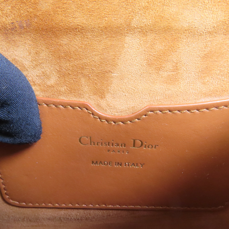 Dior 牛皮皮革Bobby Bag金扣肩背袋-8