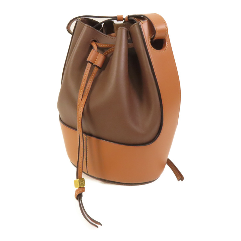 LOEWE 牛皮皮革Balloon Bag金扣肩背袋-2