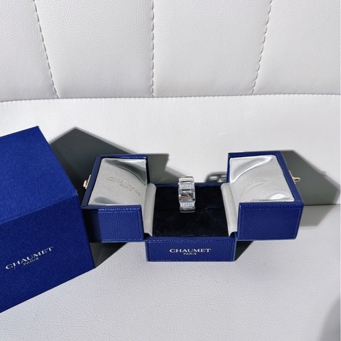 尚美 chaumet class one 白金鑲鑽戒指，57 號