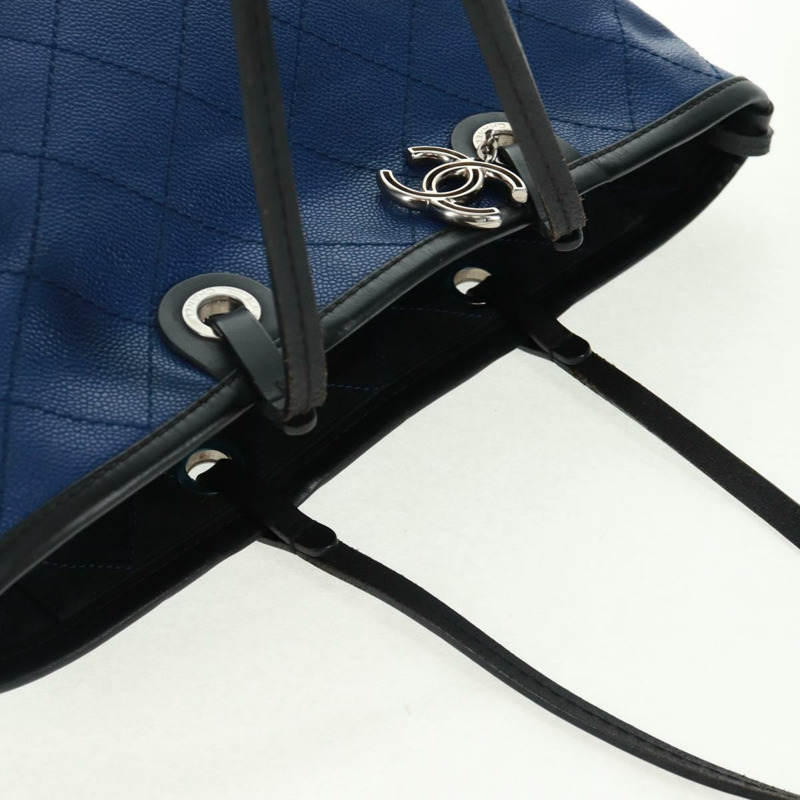 【日本直送】香奈兒 (CHANEL) Matelasse 托特包，魚子醬紋皮革，海軍藍，銀色雙C標誌，正品編號 166301M-5