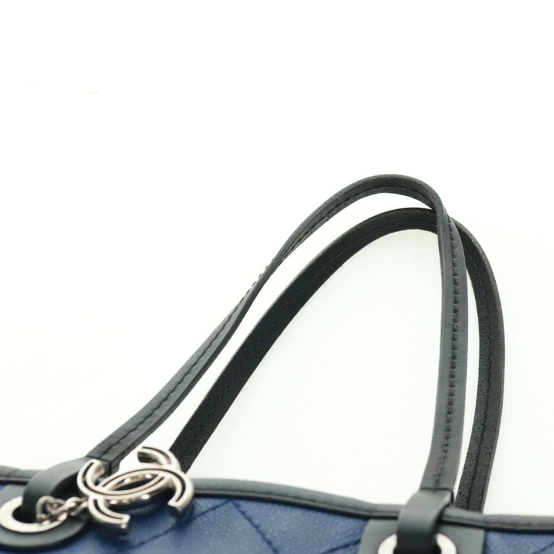 【日本直送】香奈兒 (CHANEL) Matelasse 托特包，魚子醬紋皮革，海軍藍，銀色雙C標誌，正品編號 166301M-7