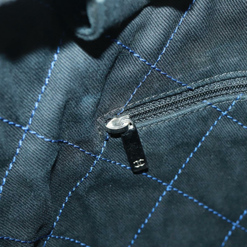 【日本直送】香奈兒 (CHANEL) Matelasse 托特包，魚子醬紋皮革，海軍藍，銀色雙C標誌，正品編號 166301M-24