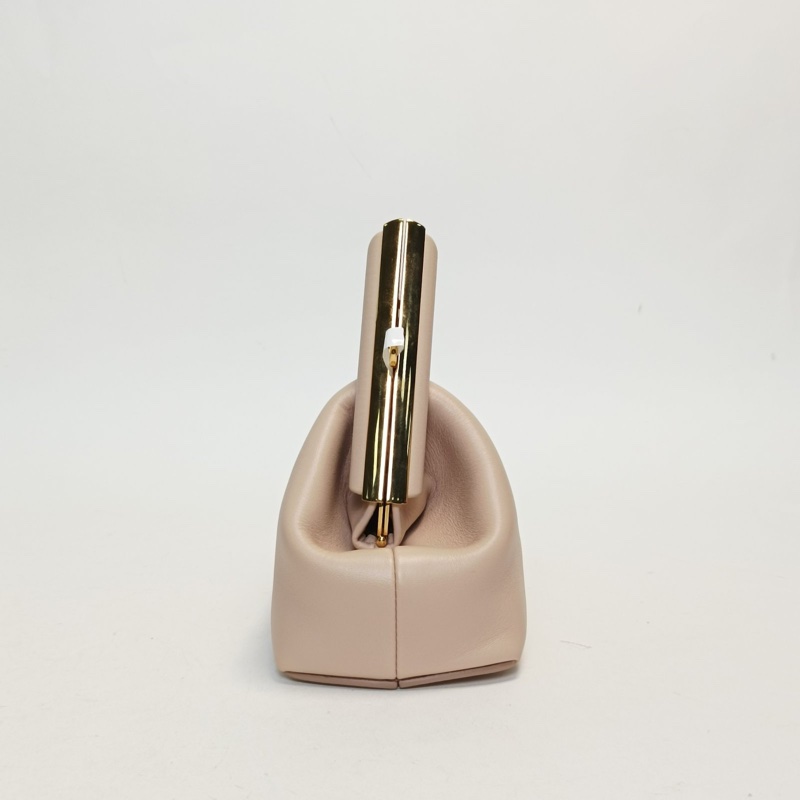 FENDI First小號手袋夾子包裸色羊皮金扣肩背包-1