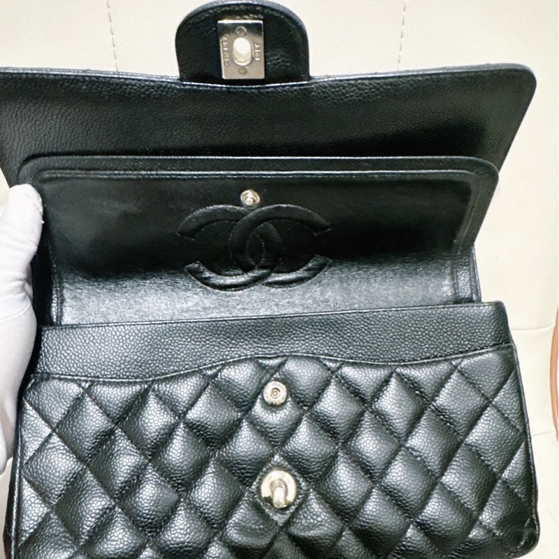 8 成新  Chanel香奈兒 cf中號 黑色荔枝皮 黑銀雙蓋鏈條包，成色如圖，燙金糊了，整體護理，鐳射11開-2