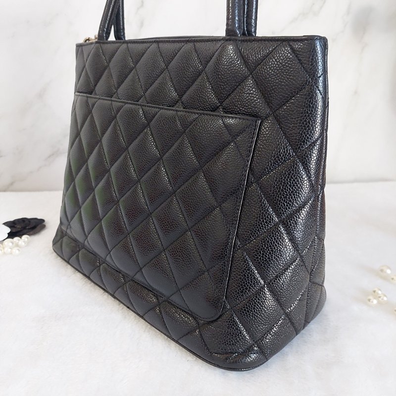 CHANEL 香奈兒 Vintage🎀現品實拍🎀絕版 希爾頓 (銀)金幣包 ~二手經典款-6