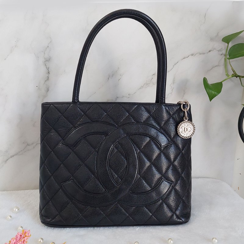 CHANEL 香奈兒 Vintage🎀現品實拍🎀絕版 希爾頓 (銀)金幣包 ~二手經典款-16