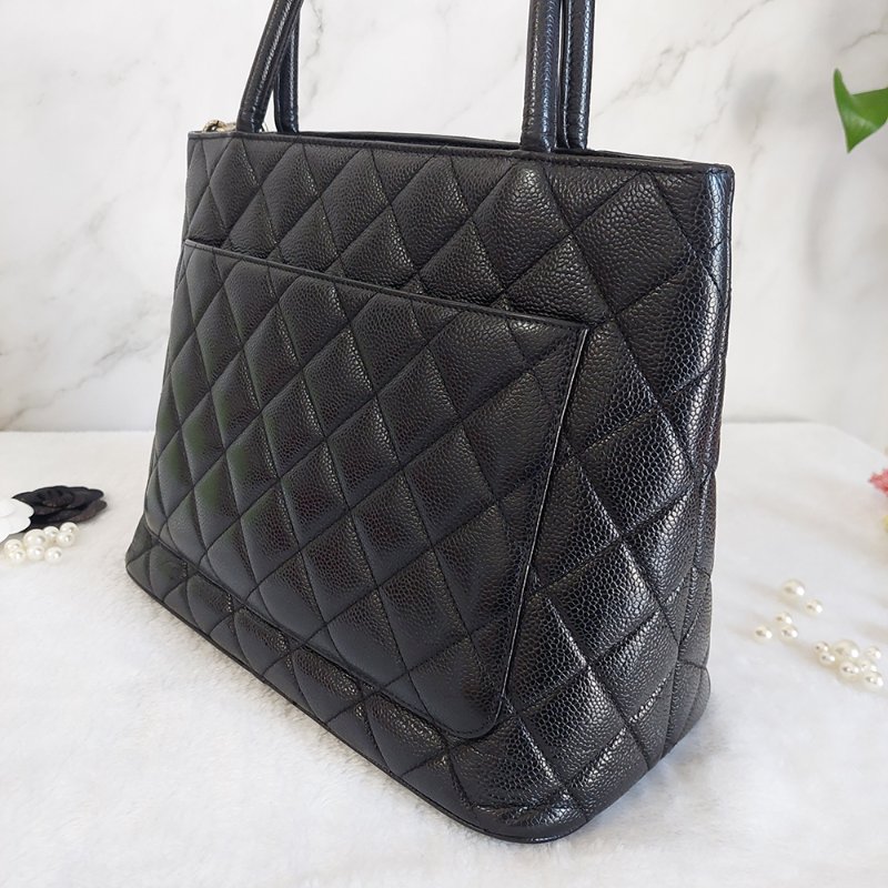 CHANEL 香奈兒 Vintage🎀現品實拍🎀絕版 希爾頓 (銀)金幣包 ~二手經典款-22