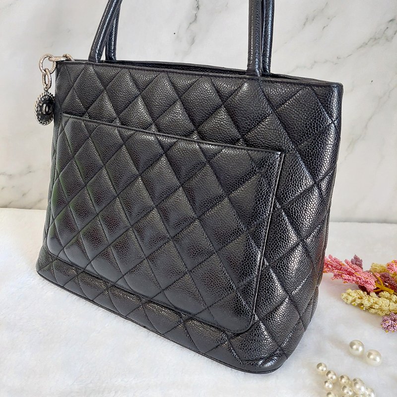 CHANEL 香奈兒 Vintage🎀現品實拍🎀絕版 希爾頓 (銀)金幣包 ~二手經典款-25