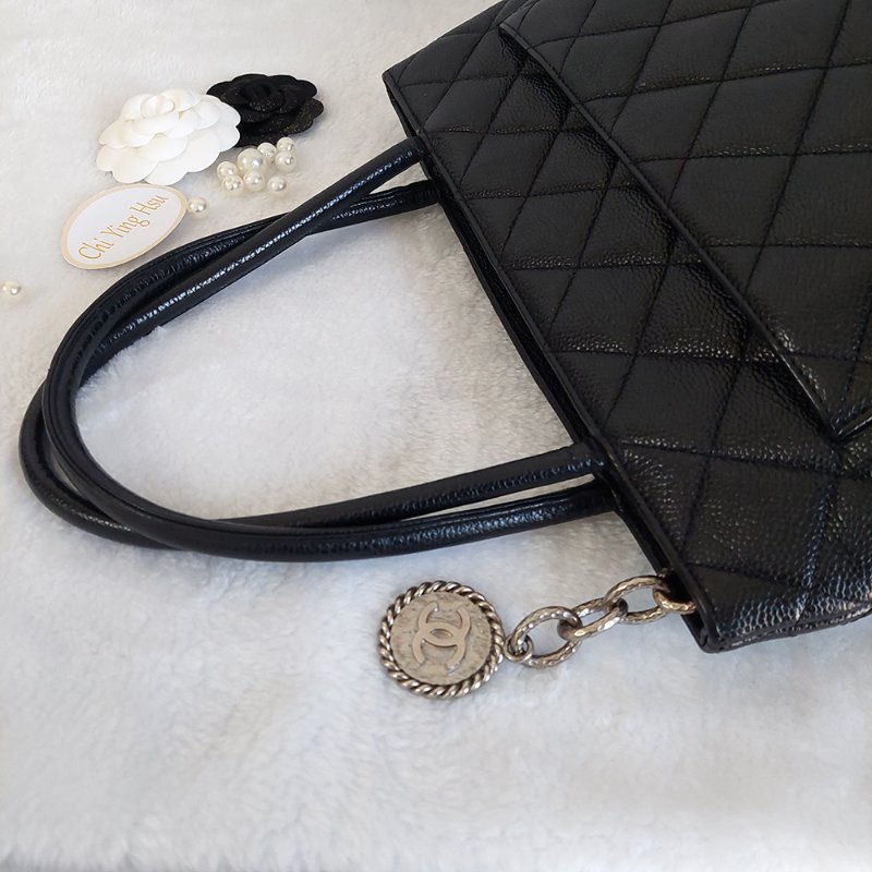 CHANEL 香奈兒 Vintage🎀現品實拍🎀絕版 希爾頓 (銀)金幣包 ~二手經典款-52