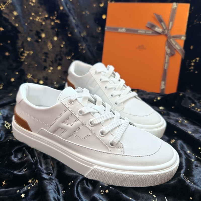 99新閒置未使用Hermes愛馬仕板鞋白色浮雕板鞋 37.5碼-0