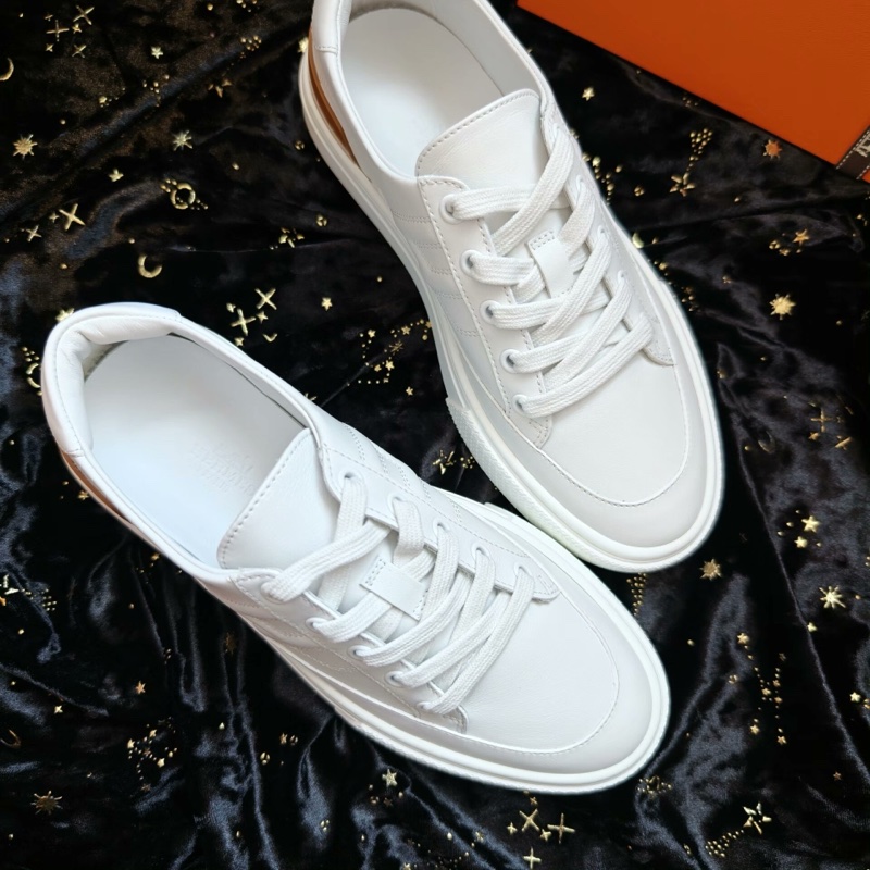 99新閒置未使用Hermes愛馬仕板鞋白色浮雕板鞋 37.5碼-1