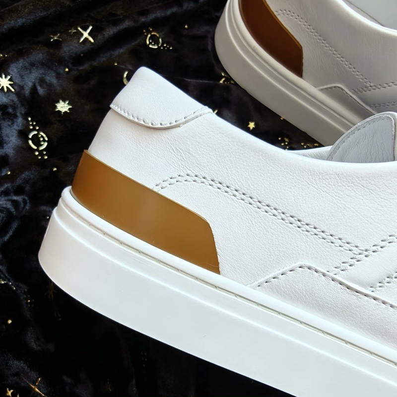 99新閒置未使用Hermes愛馬仕板鞋白色浮雕板鞋 37.5碼-3