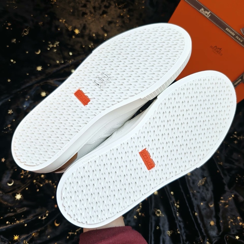 99新閒置未使用Hermes愛馬仕板鞋白色浮雕板鞋 37.5碼-5