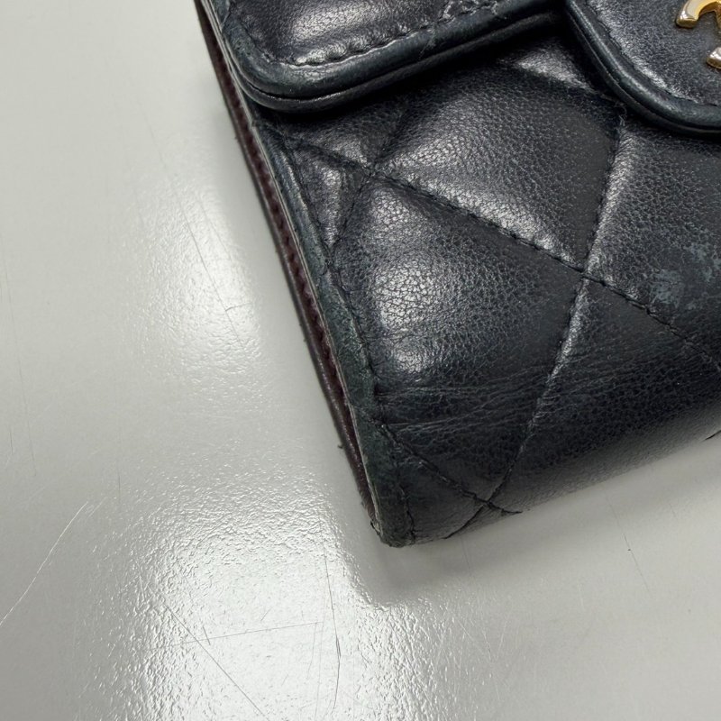 CHANEL經典口蓋短夾/羊皮/金釦/26開 附紙袋/紙盒/保卡/品牌說明小冊-30