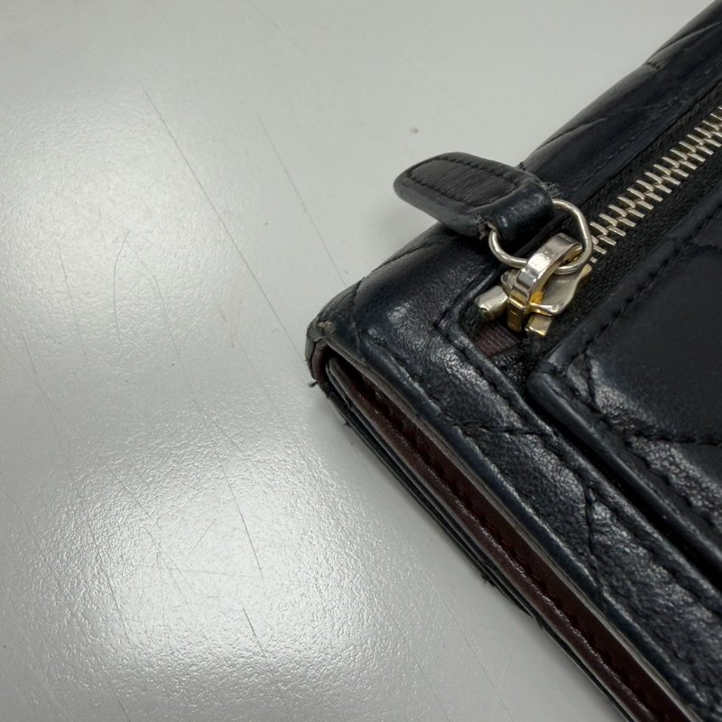 CHANEL經典口蓋短夾/羊皮/金釦/26開 附紙袋/紙盒/保卡/品牌說明小冊-37