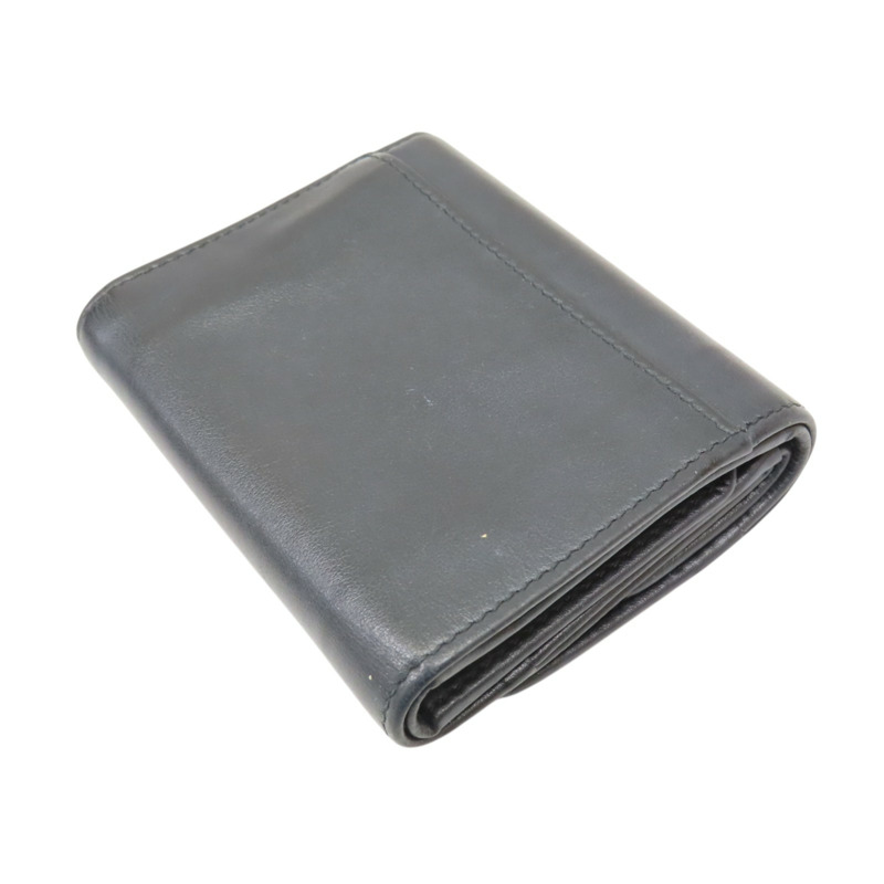 黑色 牛皮 三角 三折 短夾【PRADA 普拉達】 1MH043-3