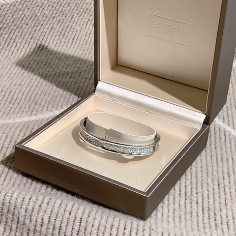 Bvlgari寶格麗Bzerol系列滾珠三排滿鑽白金17號手鐲，2024購入