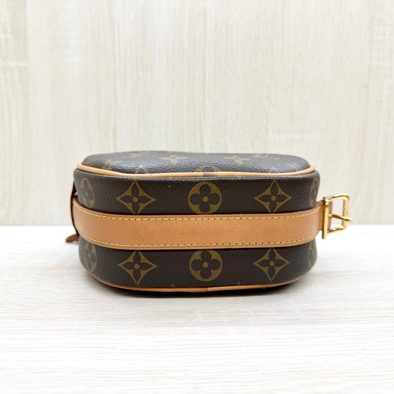 LV原花軟圓餅肩側背包M45149-5