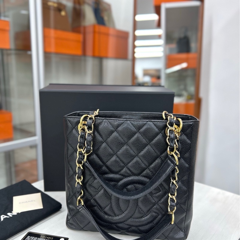 【98🆕】Chanel 黑金荔枝牛皮小號PST購物袋 small-0