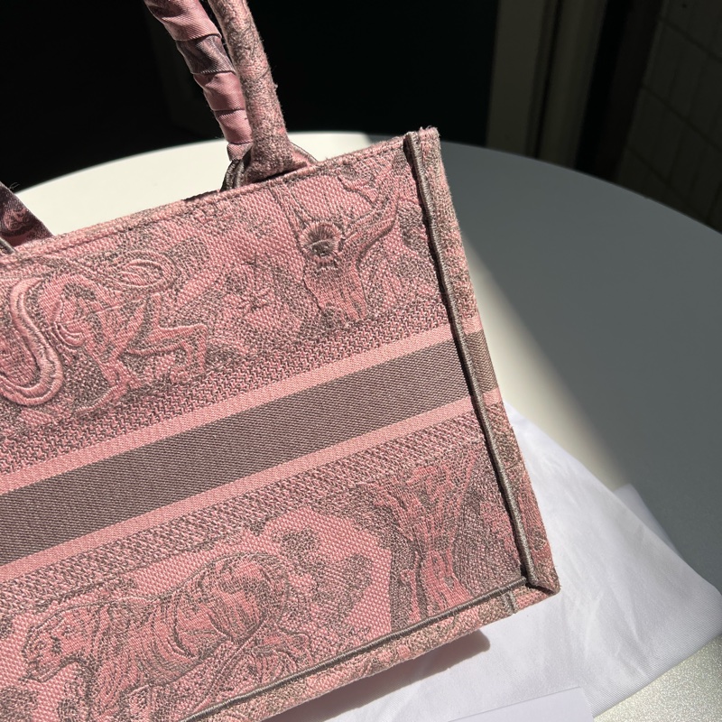 Dior動物園粉色小號Book Tote-9