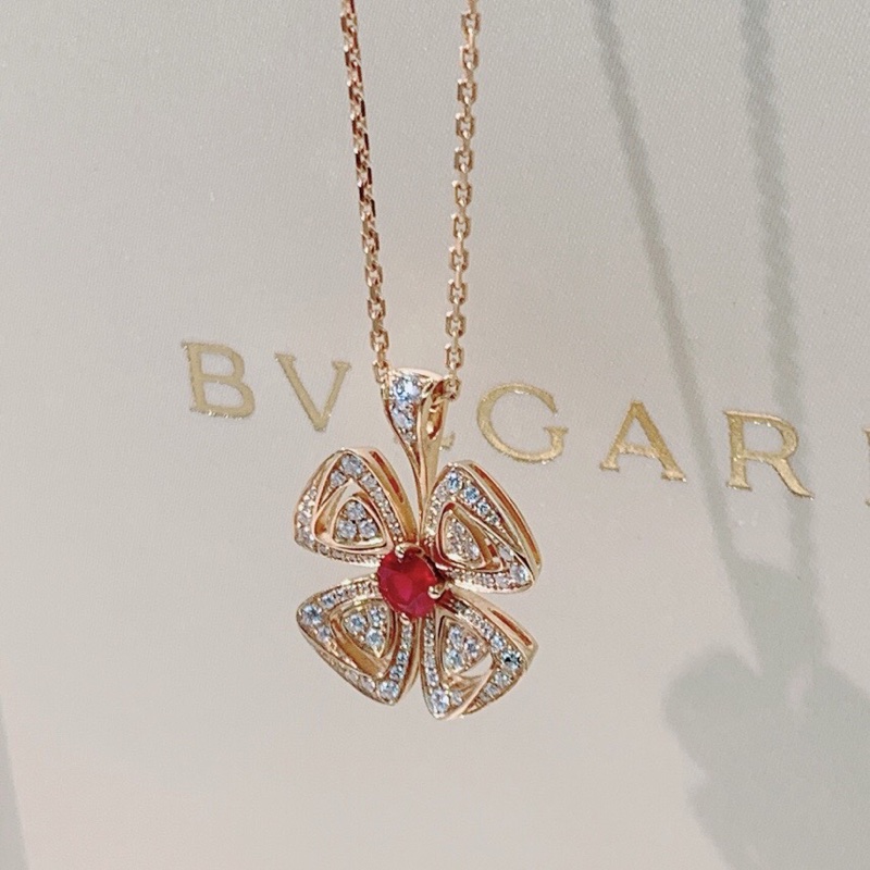Bvlgari 寶格麗 fiorever詠綻系列花朵大號玫瑰金滿鑽項鍊，中間搭配紅寶石，2022購入-3